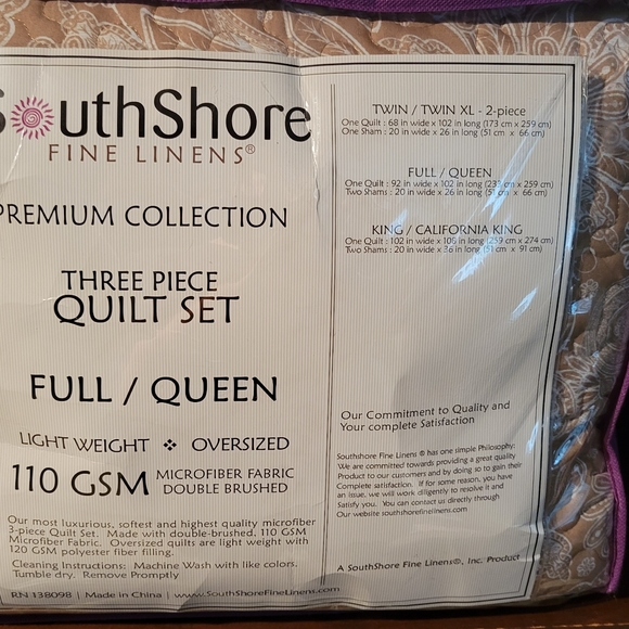 Perfectly Paisley reversible Southshore fine linens 3pc full/Queen quilt set. - Picture 6 of 6